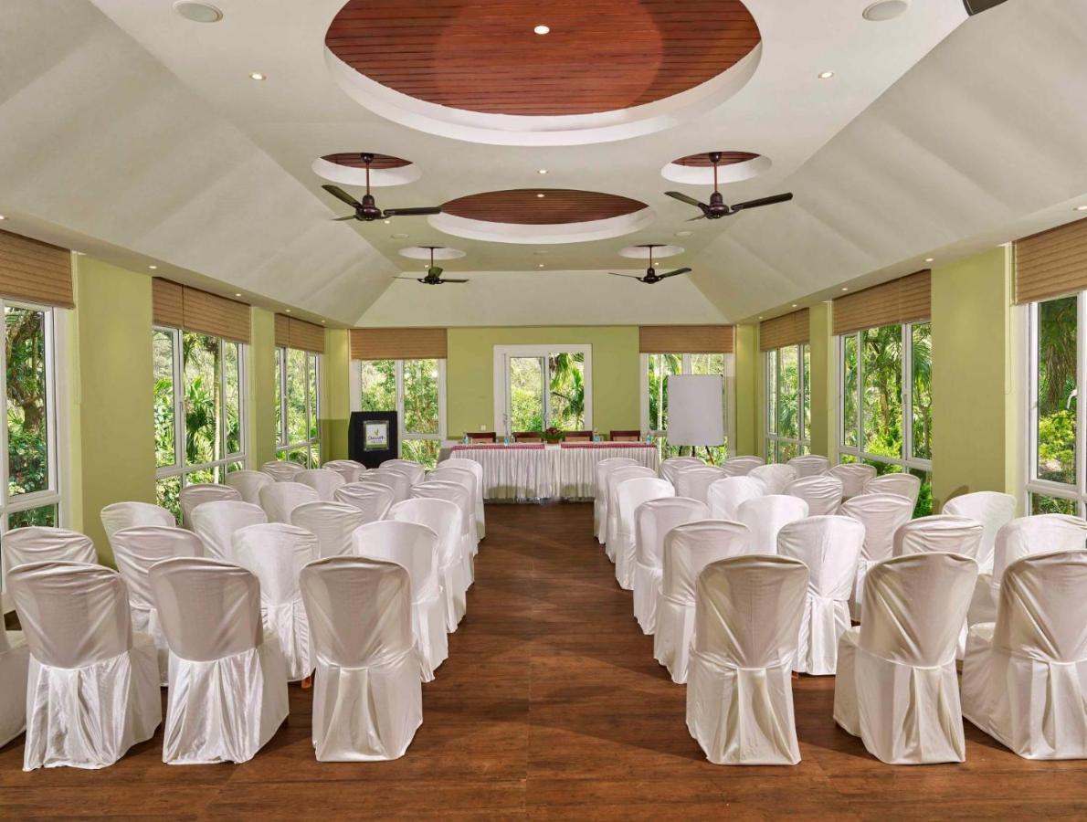 The Woods Resorts Wayanad Sultan Bathery Ngoại thất bức ảnh